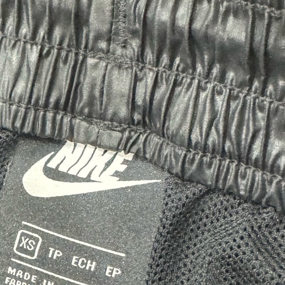Nike Woven Cargo Rebel Jogger Pants in Black - Picture 5 of 6